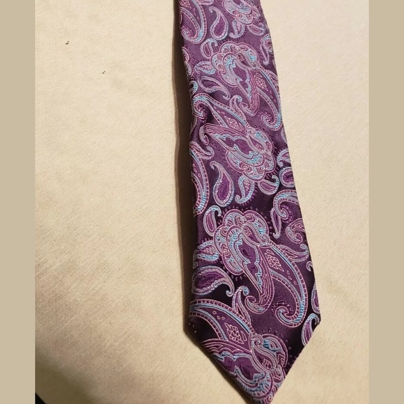 Altea Milano Purple/Plum Woven Paisley Pattern Sil - Picture 1 of 4